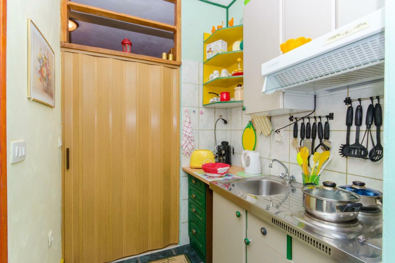 Apartment Slavka Račišće Eksteriør bilde